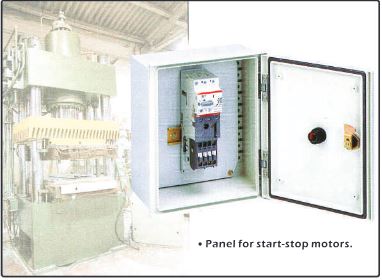 HES FRP BOX H500 X W400 X D200 MM IP66, RAL7035 GREY C/W BASE PLATE & MOUNTING BRACKET ENCLOSURE