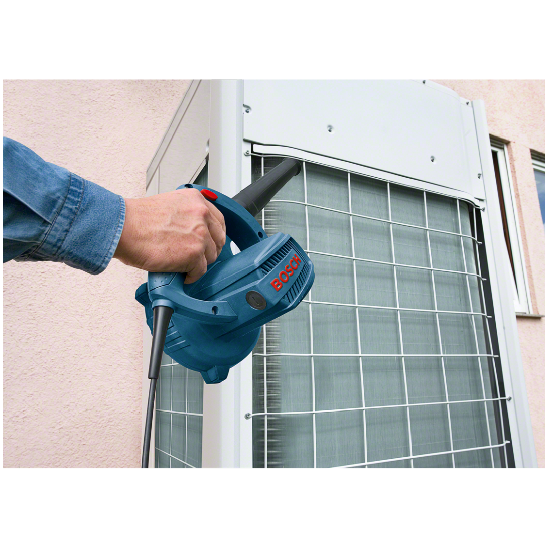 BOSCH GBL 82-270 Blower. Comes with Dust Extraction.
