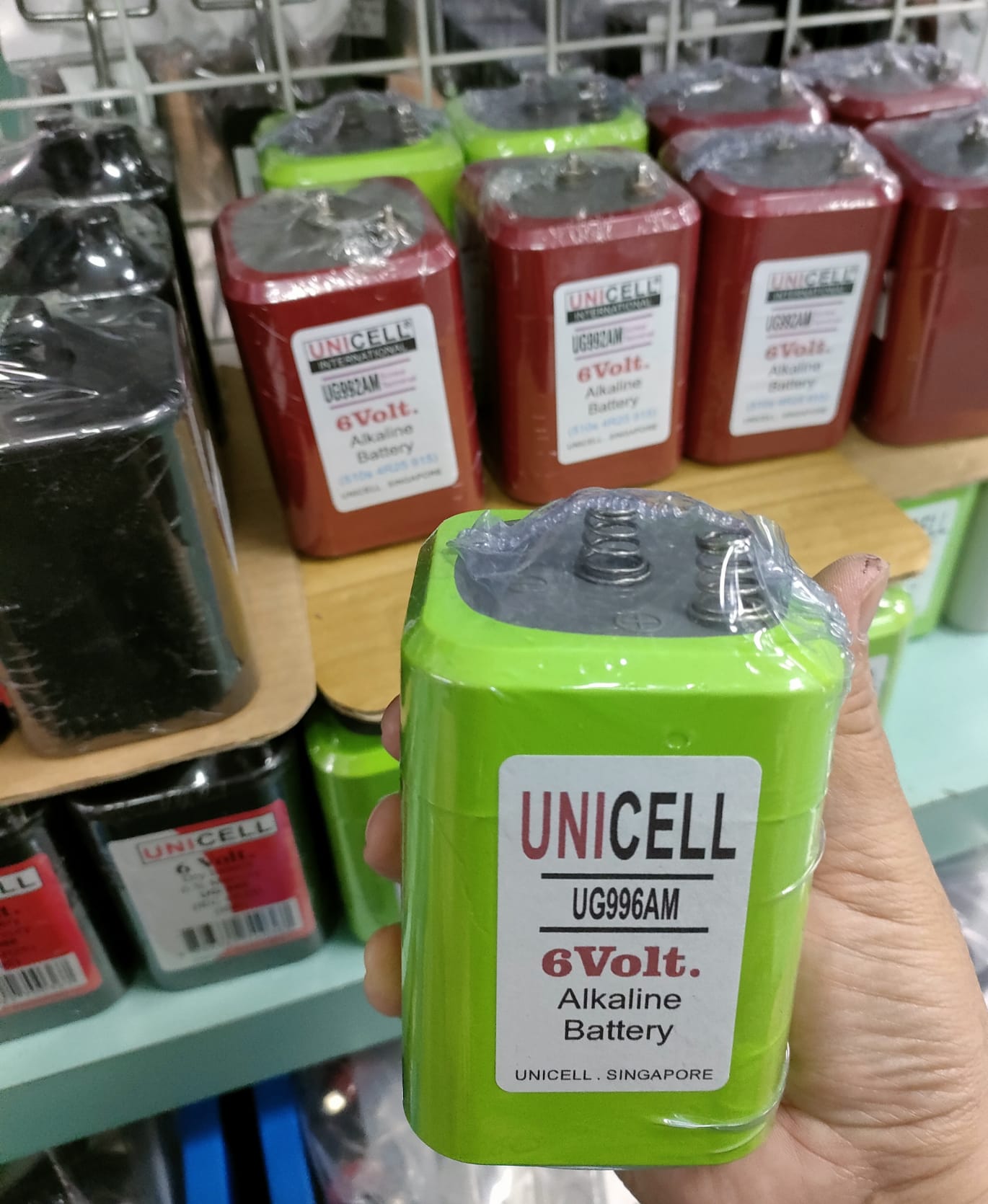 Unicell 6V Alkaline Battery with Spring Terminal