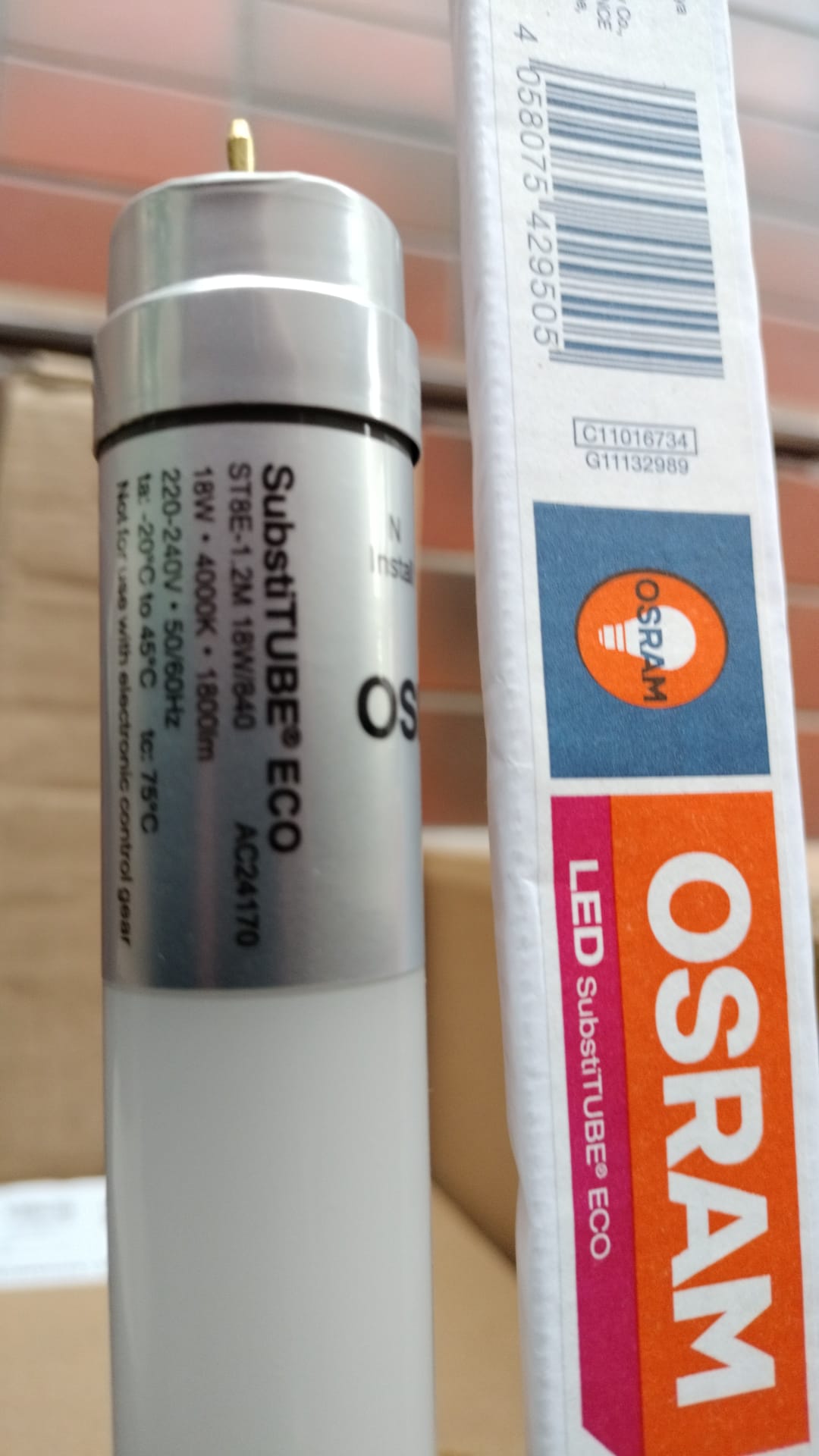 OSRAM ST8E-EM 18 W/4000 K 1200 mm Tube x 10Pcs