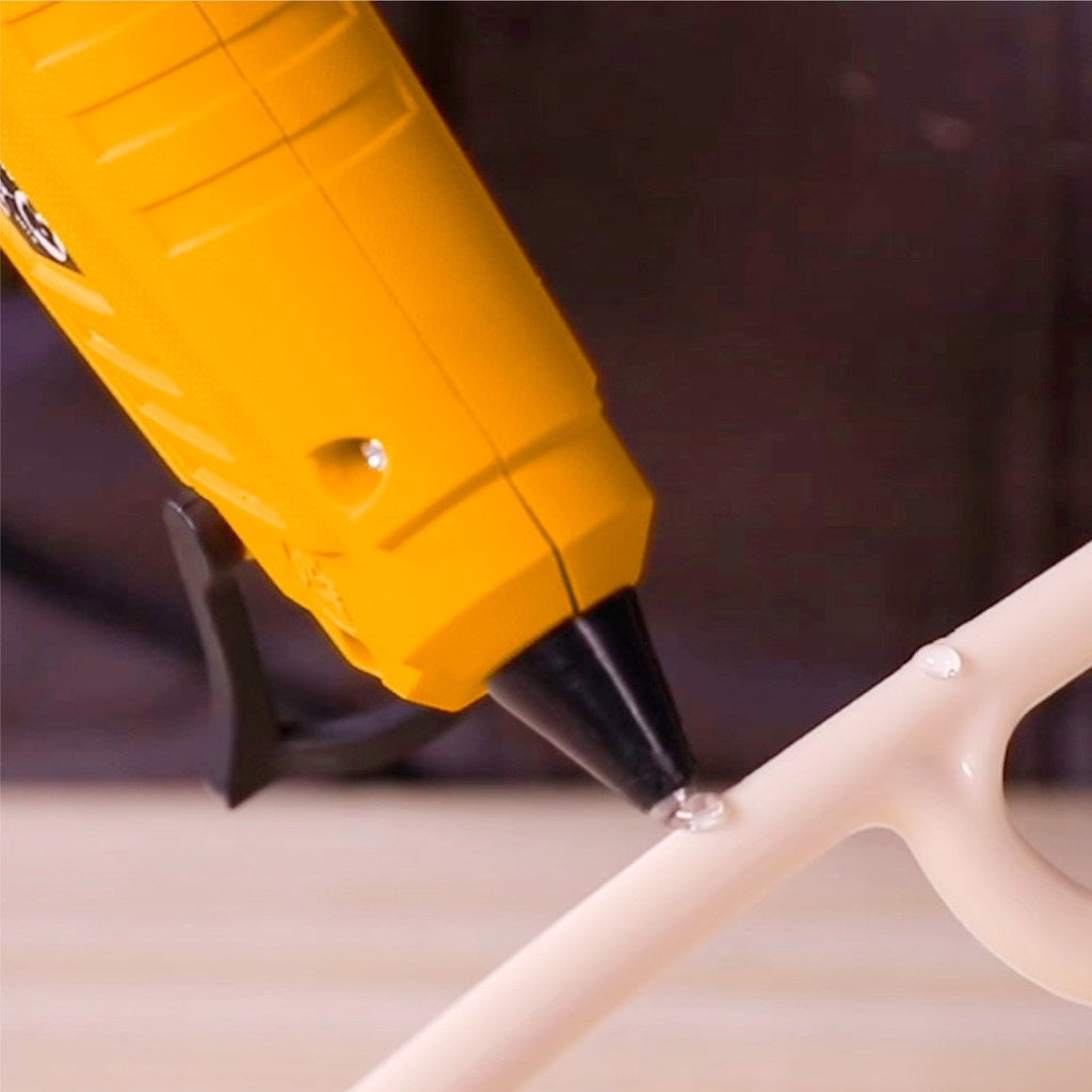 INGCO Electric Glue Gun 20W with 2pcs 150mm Glue Stick GG148 – view 3