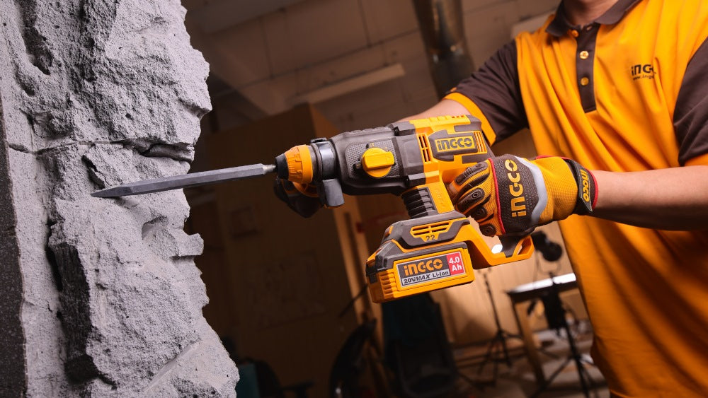 INGCO 20V LI-ION BL 4-MODE Rotary Hammer 22MMØ 2X4.0Ah+CHARGER CRHLI212282 – view 3