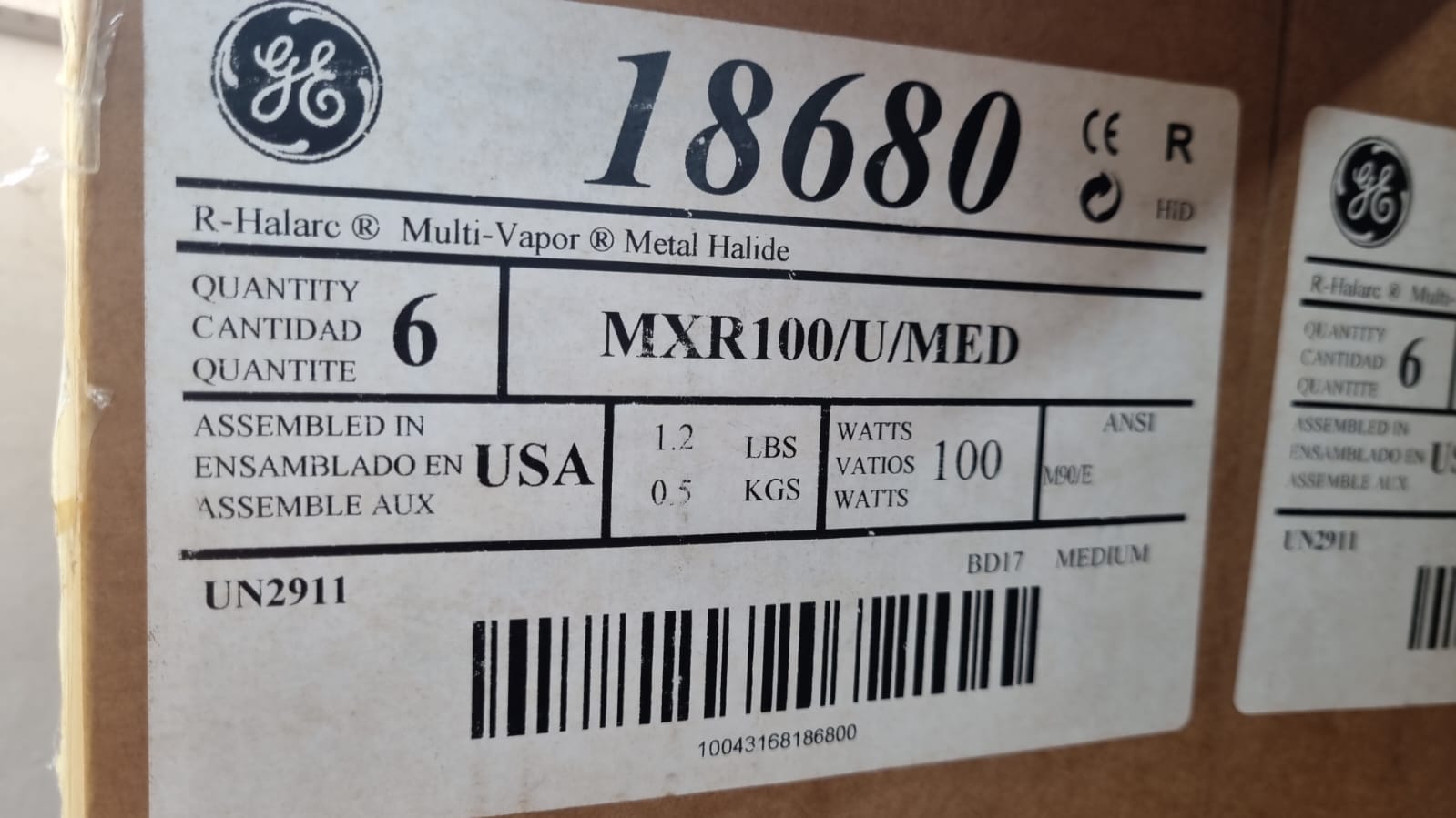 GE 18680 - MXR100/U/MED 100W E27 Multi-Vapor® PulseArc® Quartz Metal Halide Lamp 