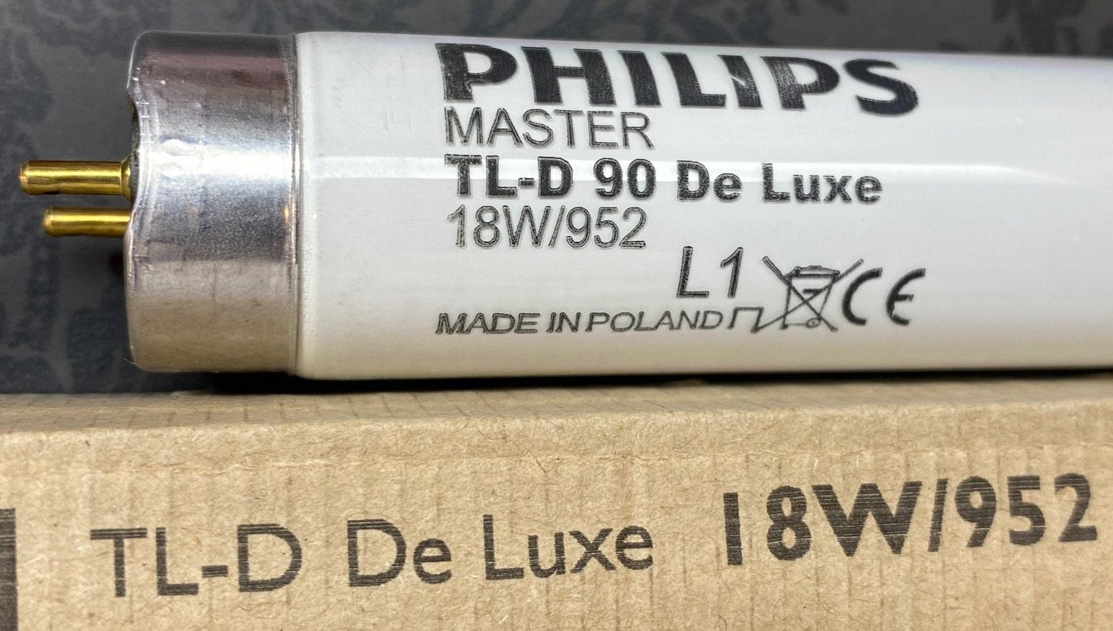 Philips MASTER TL-D 90 De Luxe 18W/952 x10Pcs