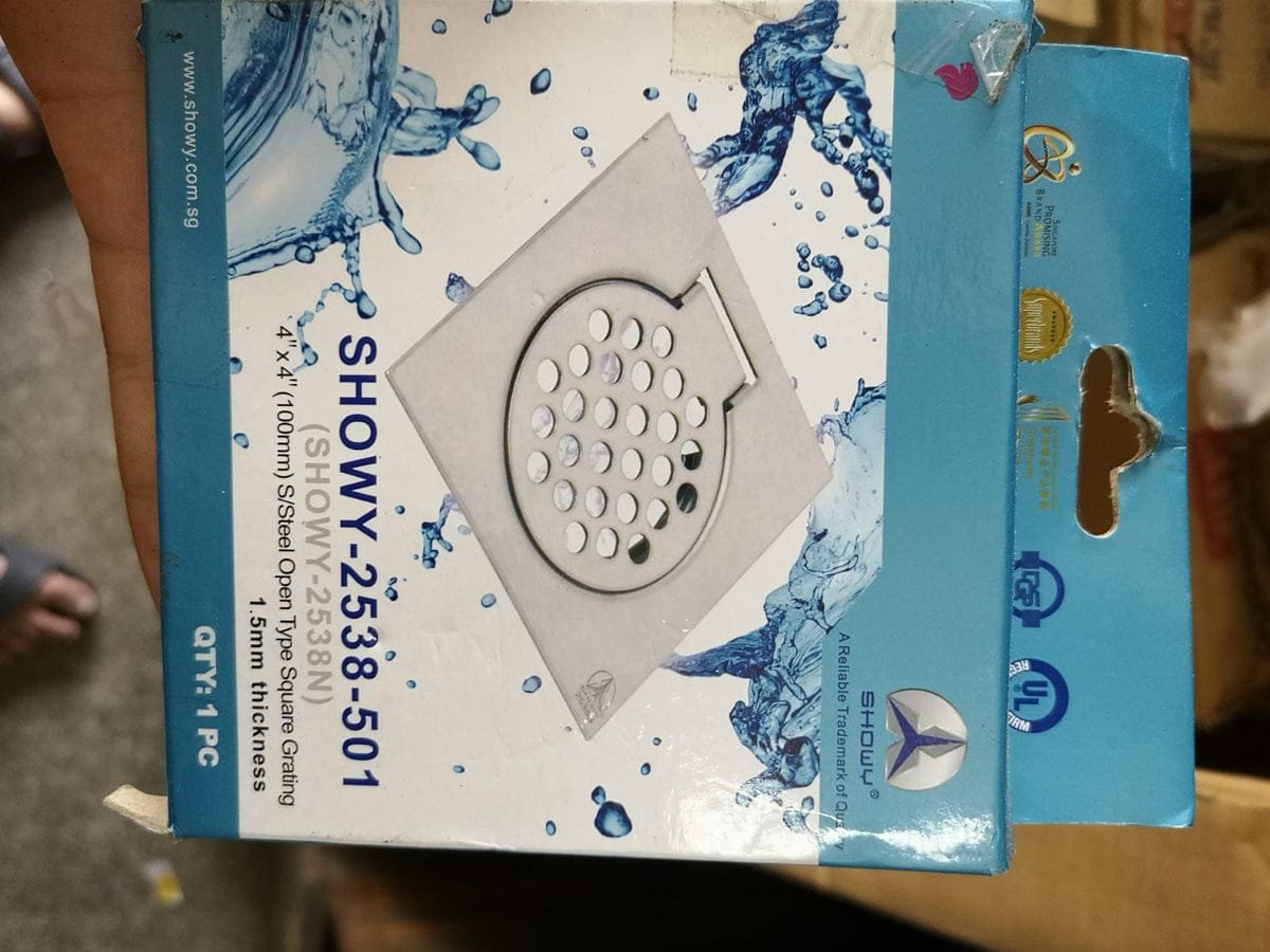Showy SS Square Grating 100mm Open Tyre 2538N