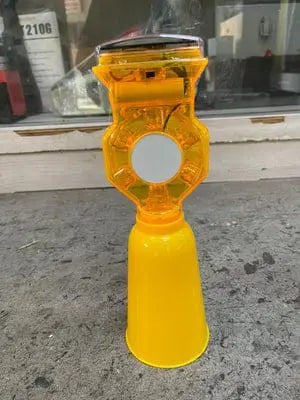 Aiko Solar Traffic Barricade Flash Warning Light (Hex Type) | Model : RL-7358