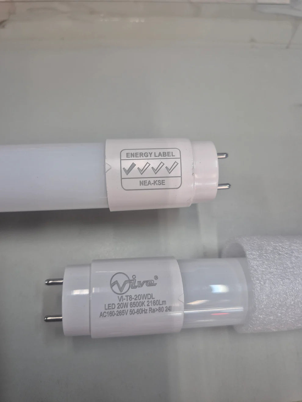 VIVE 160-265V T8 20W 4FT LED TUBE (2160lm)(6500K)