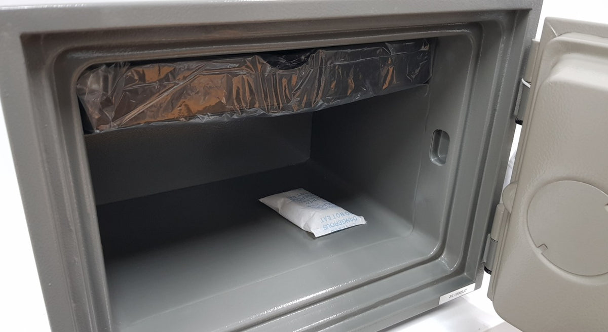 Morries fire resistant safe interior compartment