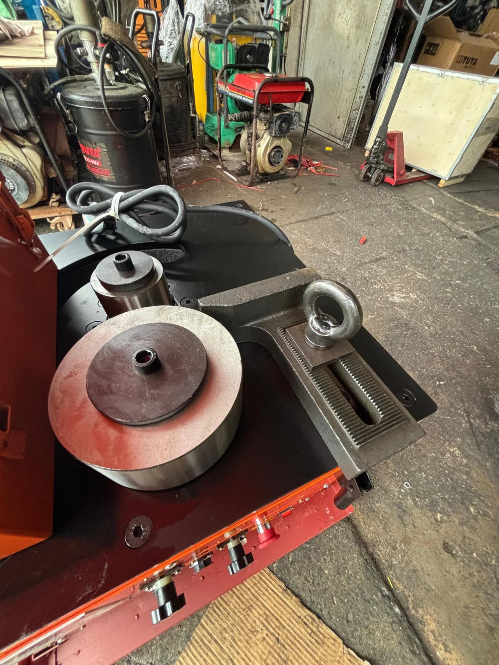 Aiko 220V ,32mm Rebar Bender (Mini Table Type) | Model : RBB-RB32