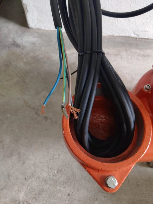Aiko 4" Submersible Sewage Pump 415V 50Hz 3HP (Hole) Without Float | Model: WP-V2200B-4-415V