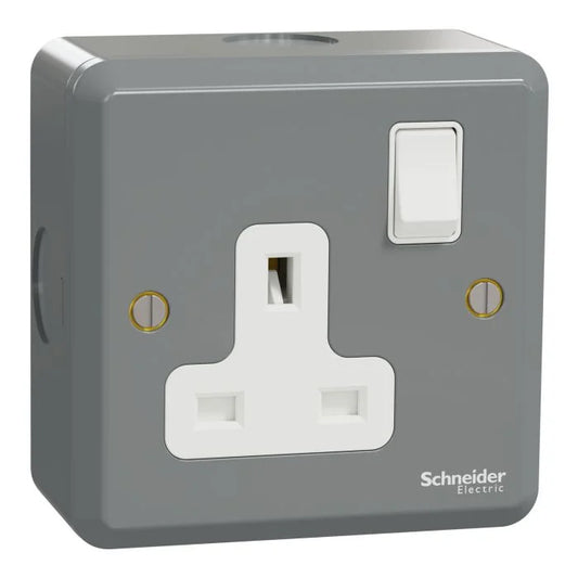 Schneider ESMT15 , ESM, 13A, 1 gang Switched socket