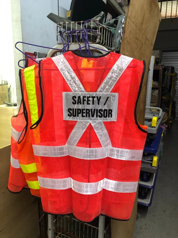 Red Safety Vest with words at back | Wording : Banksman, Fire Watchman, Lifting Supervisor, Rigger/Signal man, Security, Signal man, Traffic Controller