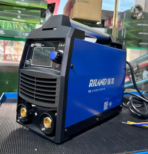 Riland ARC200DT 220V Welding Set c/w 3m Ground and Welding Cable | Model : W-ARC200DT-R